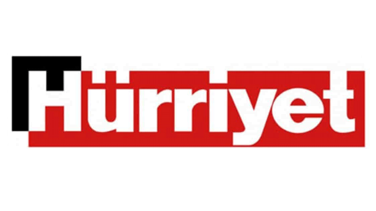 Hürriyet Pazar — Rol Yapıp Klip Çekiyorlar, Sosyal Medyada Beğeni Topluyorlar